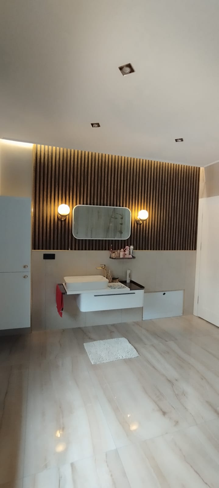 Evye, Banyo Dolabı Montajı